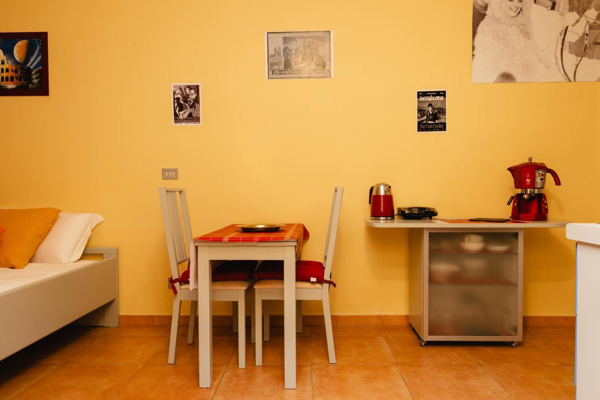 House Da Pasolini A Mastroianni *
